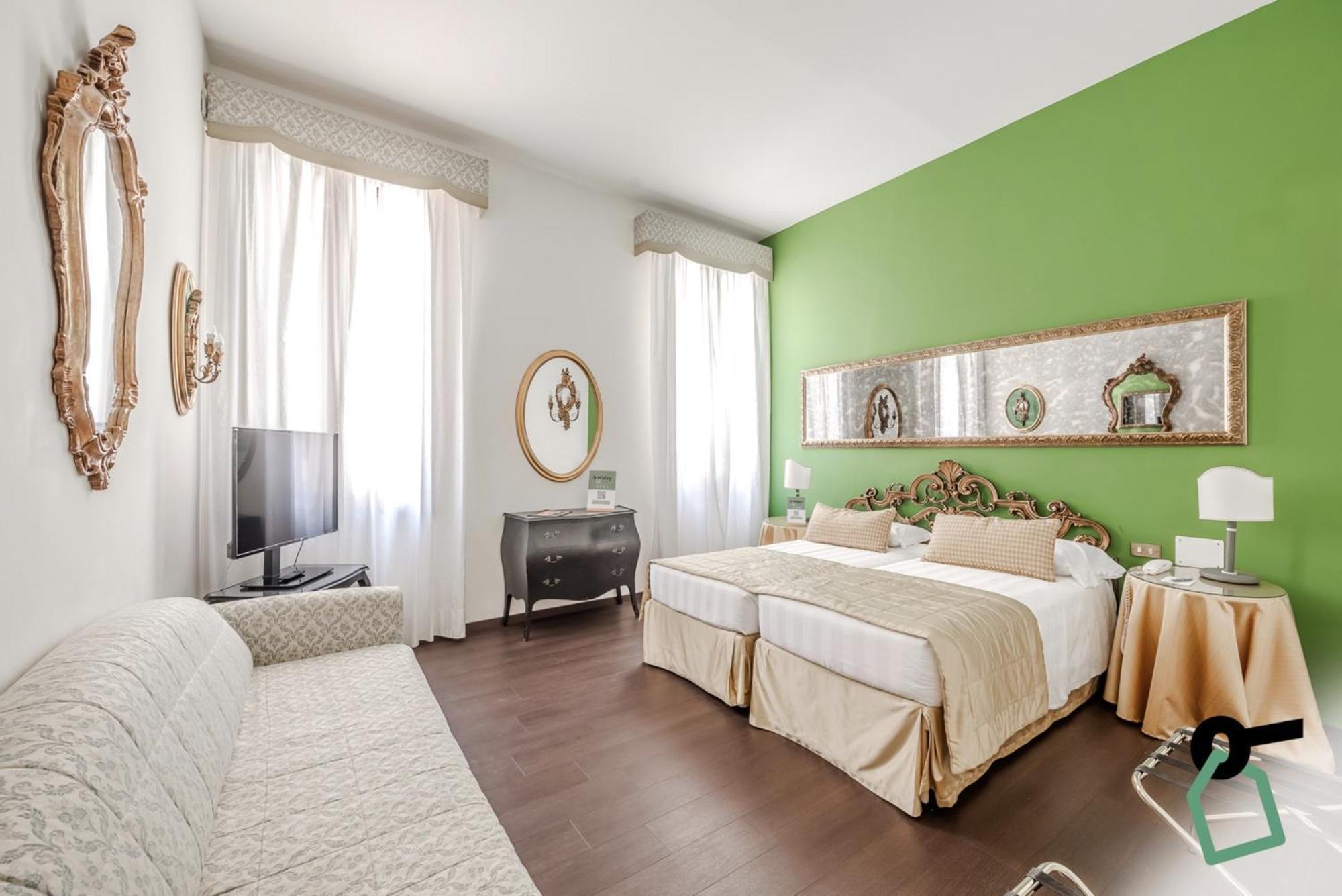 Hotiday Room Collection - Venezia Santa Lucia Екстер'єр фото